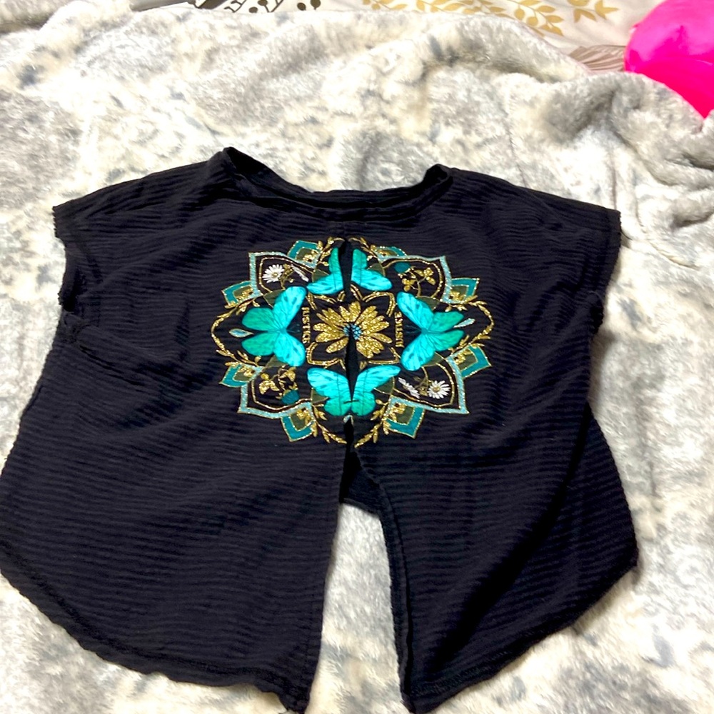 Black t shirt with cutout